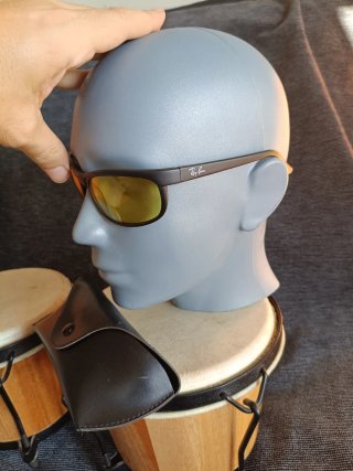 Gafas de sol Ray-Ban RB2027 negras y amarillas