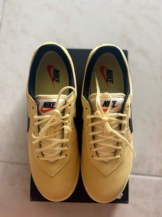 Nike Astrograbber QS Soft Yellow Talla 40