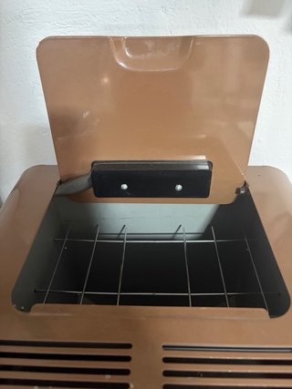 Hidroestufa de pellets con mando a distancia.