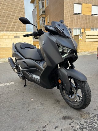 Yamaha xmax 125cc 2024 en perfectas condiciones!