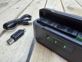 CARICABATTERIE GOPRO 13 + 3 BATTERIE
