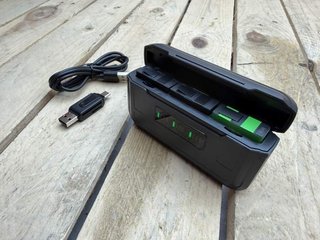 CARICABATTERIE GOPRO 13 + 3 BATTERIE