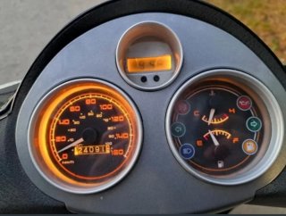 Piaggio 125cc Scooter Negra/Plata