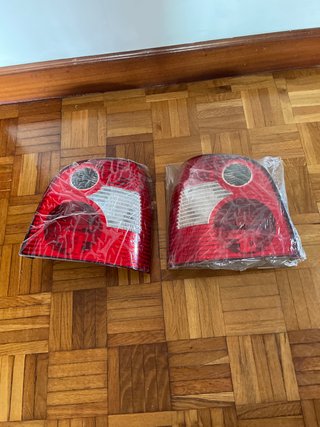 Pilotos Traseros Polo 2001-2005 VALEO