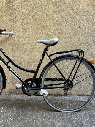 Bicicleta de Paseo Conor 28”para reparar/restaurar
