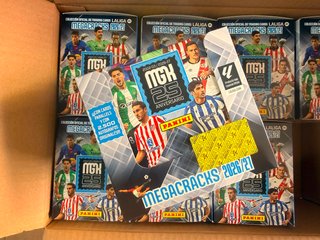 MEGACRACKS MGK 2026-27 Caja 50 SOBRES CARDS PANINI