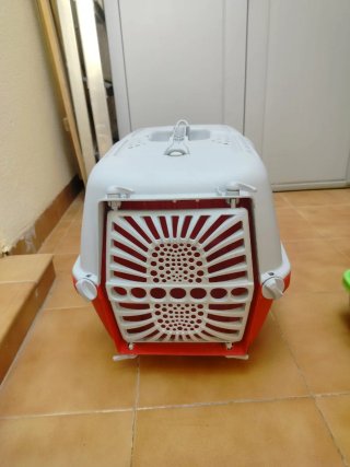 Pack Mascotas: Transportín, Arenero, Cama,Bebedero