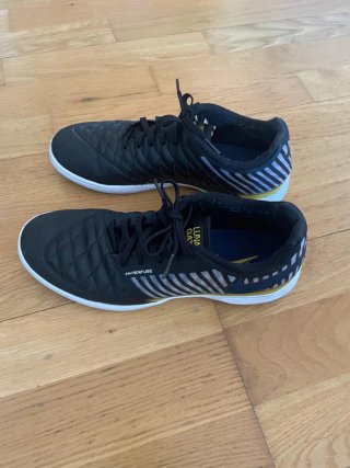 Nike Hiperfuse Lunar Gato FutSal Talla 40