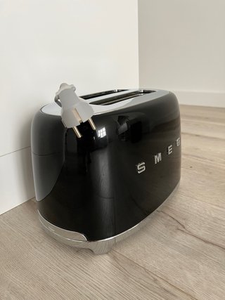 Tostadora Smeg Negra 2 Rebanadas