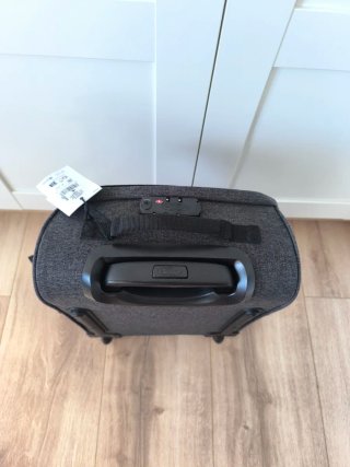 Mochila Maleta Cabina Eastpak 25L gris nueva