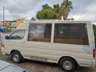 Toyota Hiace 1999