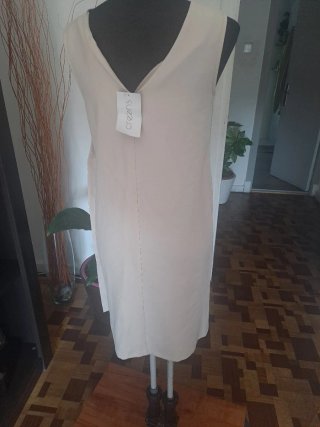 Vestido rosa pálido ligero