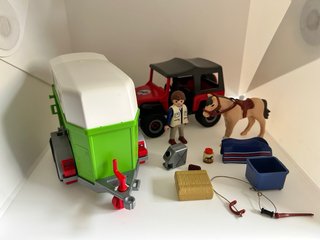 Playmobil 4189 Coche y Remolque Caballo
