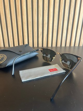Gafas de sol Ray-Ban Clubmaster RB3016