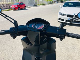 Aprilia Sportcity One 125 Negra 2010