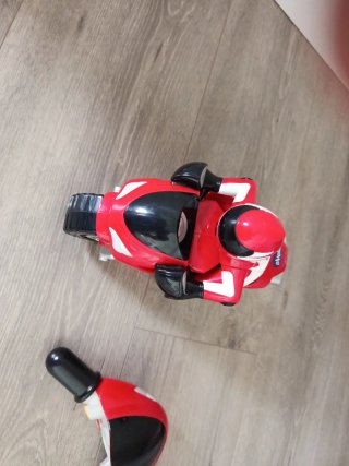 Moto Teledirigida Chicco Ducati Roja