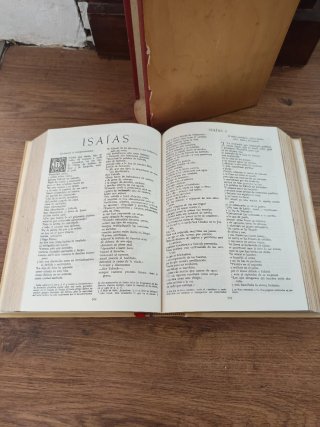 La Santa Biblia