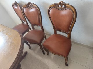 Mesa de comedor ovalada