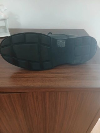 Scarpe eleganti in pelle da bambino