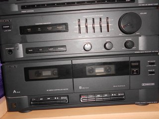 Equipo SONY : Tocadiscos + Amplificador + Radio +
