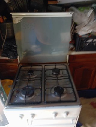 Cocina de gas blanca