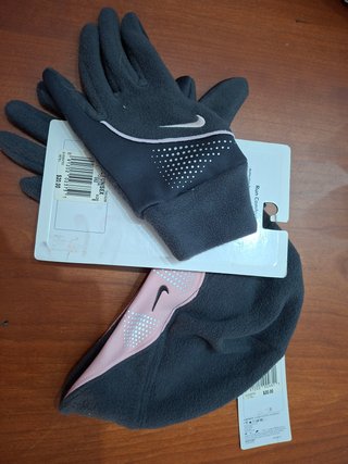 Conjunto Nike Gorro y Guantes Térmicos
