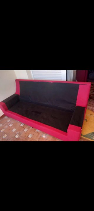 URGE VENTA! HOY O MAÑANA!Sofá 3 plazas rojo