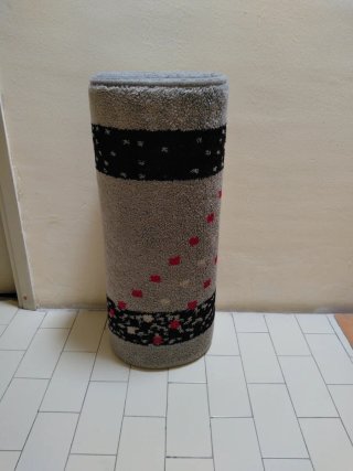 Alfombra Pasillera Gris y Roja