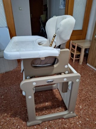 Trona de bebé con diseño de oso