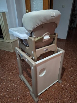 Trona de bebé con diseño de oso