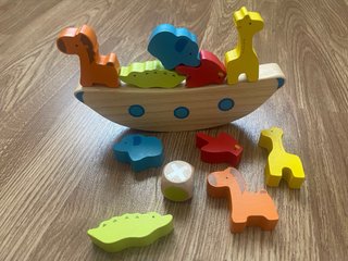 Lote juegos madera: barco, pesca, apilables