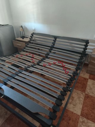 Cama articulada eléctrica
