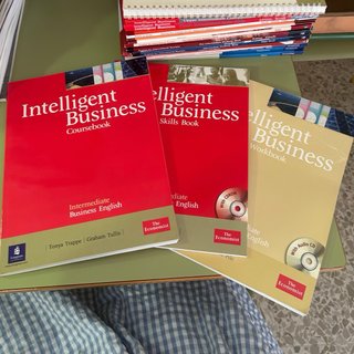INTELLIGENT BUSINESS Intermediate Business English
