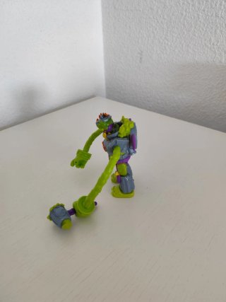Superthings Superbot Thrasher Verde