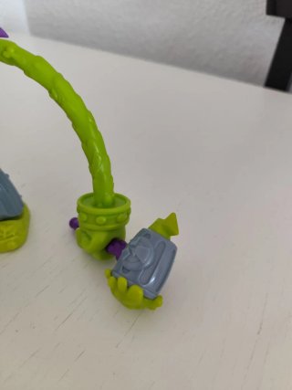 Superthings Superbot Thrasher Verde