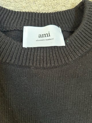 Maglione Ami Paris nero con cuore rosso