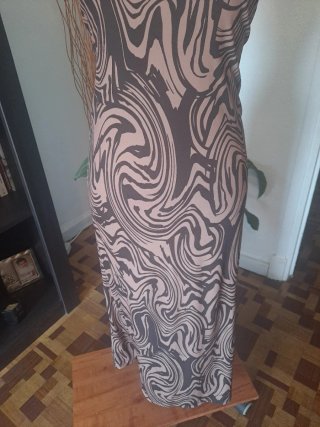 Vestido largo estampado marrón tirantes