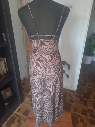 Vestido largo estampado marrón tirantes
