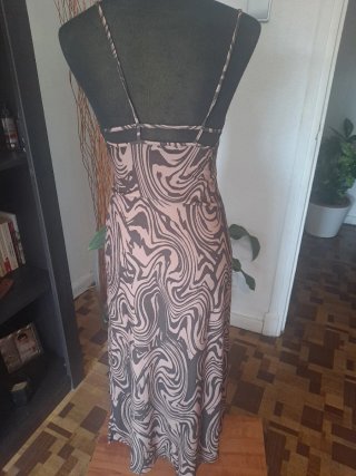 Vestido largo estampado marrón tirantes