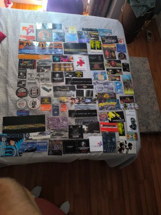 Lote de flyers de música electrónica