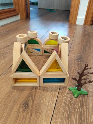 Bloques construcción madera y colores