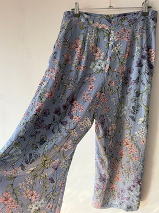 Pantalón Pedro del Hierro estampado floral