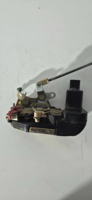 Cerradura Derecha Chrysler Voyager GS 2.4I 1997