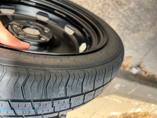 Rueda repuesto Seat + kit cambio original