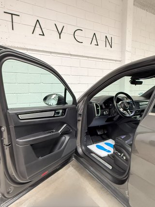 Porsche Cayenne S 440cv