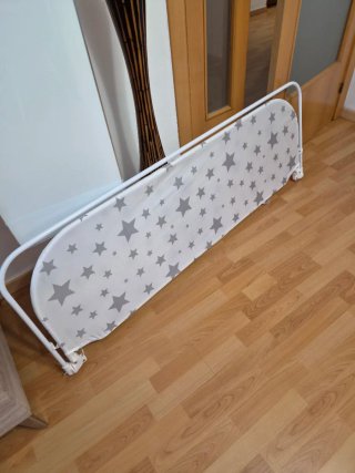 Barrera de Cama Infantil Estrellas Grises