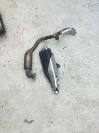 Escape de moto Honda adv 750 original