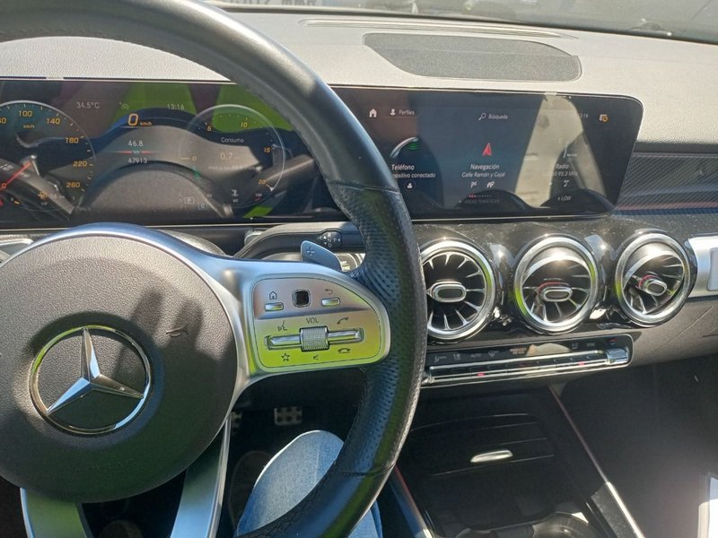 Mercedes-Benz GLB 2021, foto 16