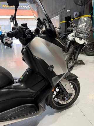 Yamaha XMAX 300 Maxi Scooter