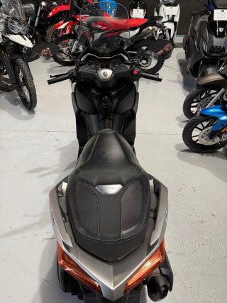 Yamaha XMAX 300 Maxi Scooter